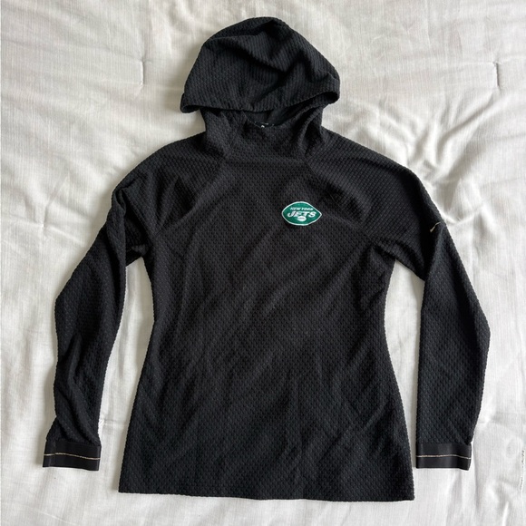 Nike Tops - New York Jets Nike Women’s Lightweight Pullover Hoodie with Gold Trim